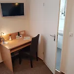 Zum Anker Hotel 2*